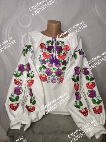Жіноча вишиванка арт. 776